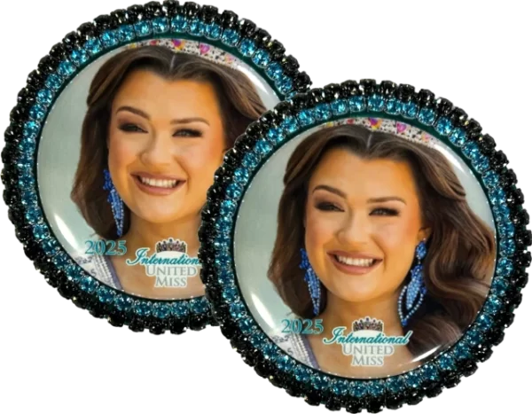 2 brooches